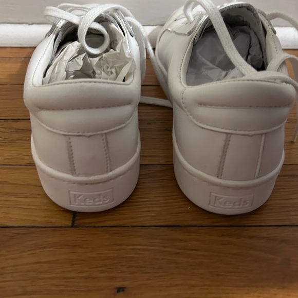 Keds Ace White leather sneakers, size 8.5. Great condition! - Picture 3 of 8